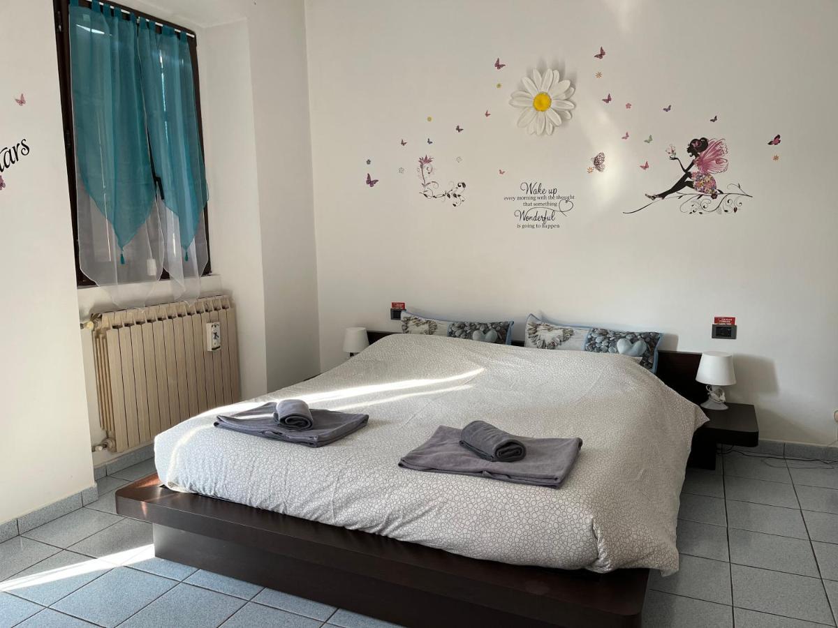 Casa Vacanze Il Cortile Da Manu, Maggy&Hope Como Exteriér fotografie